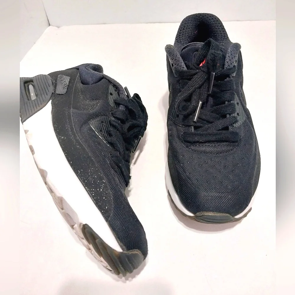 Nike Air Max 90 Ultra‎ PRM Sneakers, Size 7.5W|6Y|EUR 38.5